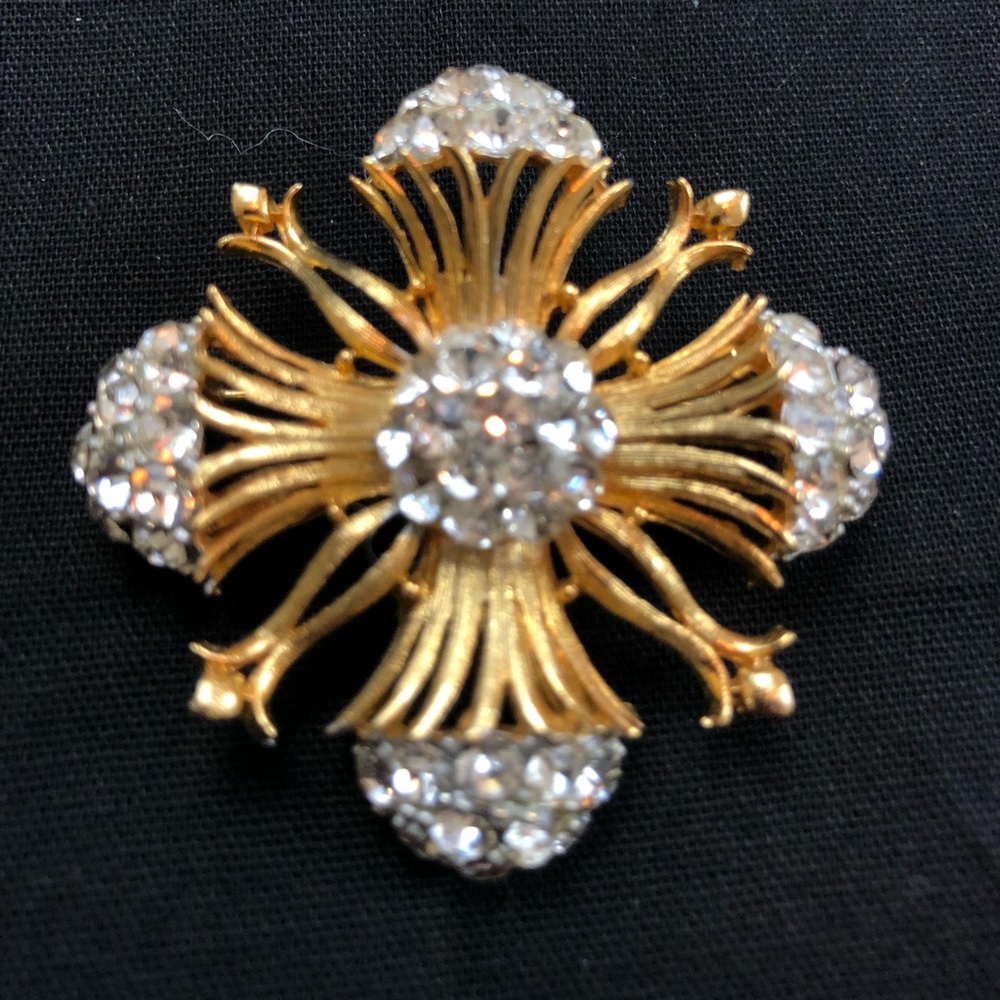 Extremely Rare Lisner Signed Brooch/Pin Vintage